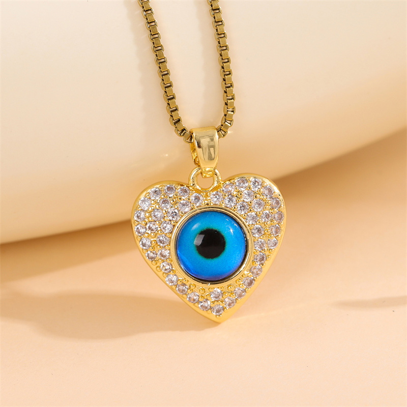201 Stainless Steel 18K Gold Plated Sweet Plating Inlay Round Oval Heart Shape Artificial Diamond Pendant Necklace display picture 18