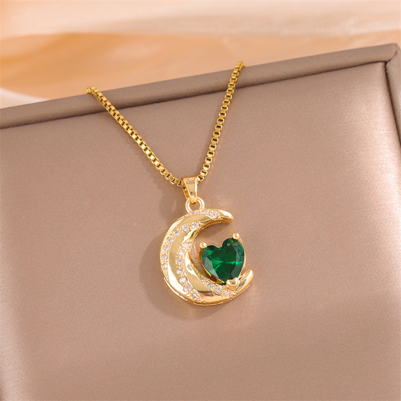 201 Stainless Steel 18K Gold Plated Sweet Plating Inlay Round Oval Heart Shape Artificial Diamond Pendant Necklace display picture 40