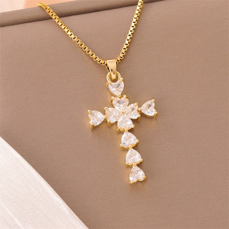 201 Stainless Steel 18K Gold Plated Sweet Enamel Plating Inlay Cross Little Bear Flower Artificial Diamond Pendant Necklace display picture 1