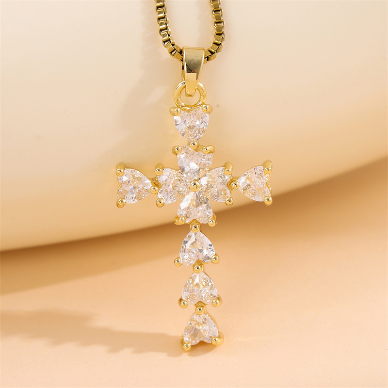 201 Stainless Steel 18K Gold Plated Sweet Enamel Plating Inlay Cross Little Bear Flower Artificial Diamond Pendant Necklace display picture 4