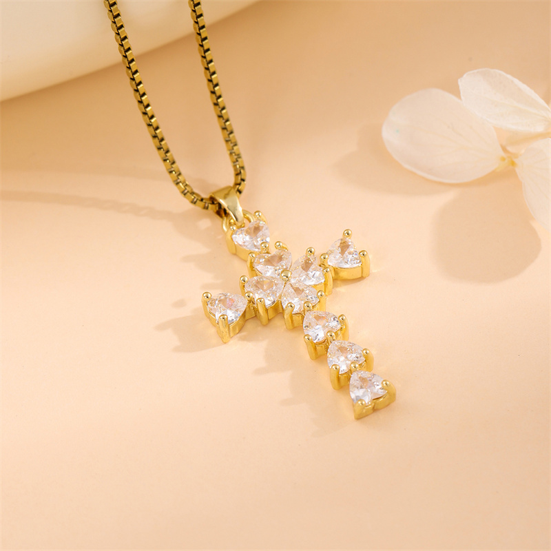 201 Stainless Steel 18K Gold Plated Sweet Enamel Plating Inlay Cross Little Bear Flower Artificial Diamond Pendant Necklace display picture 2