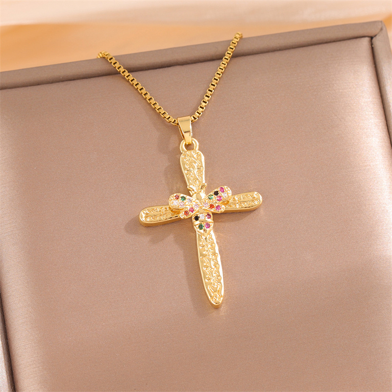 201 Stainless Steel 18K Gold Plated Sweet Enamel Plating Inlay Cross Little Bear Flower Artificial Diamond Pendant Necklace display picture 18