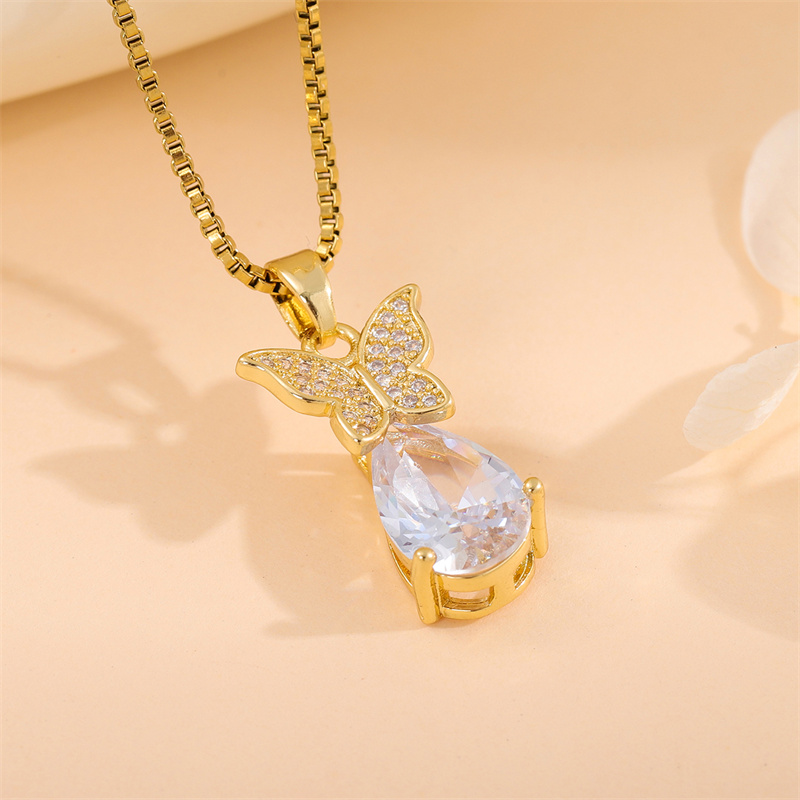 201 Stainless Steel 18K Gold Plated Sweet Enamel Plating Inlay Cross Little Bear Flower Artificial Diamond Pendant Necklace display picture 31