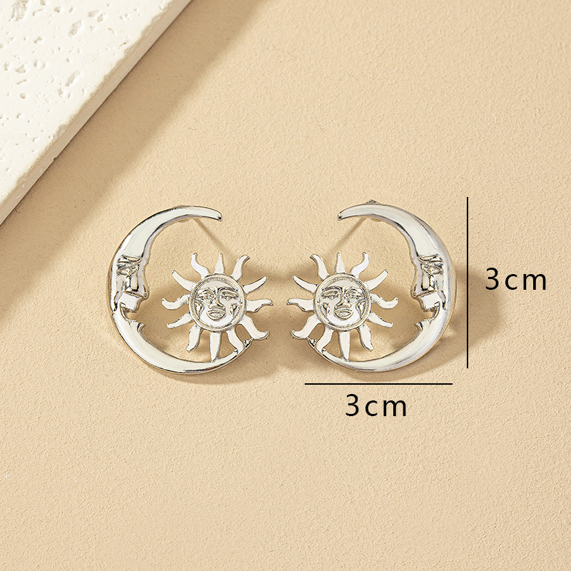 1 Pair Ig Style Simple Style Korean Style Sun Moon Plating Alloy Ear Studs display picture 5