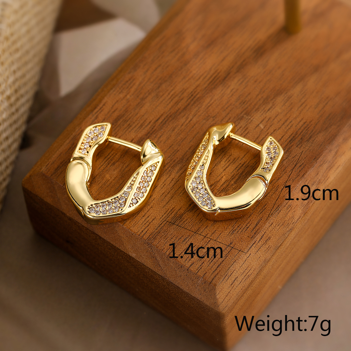 1 Pair Korean Style Geometric Plating Inlay Copper Zircon 18k Gold Plated Hoop Earrings display picture 2