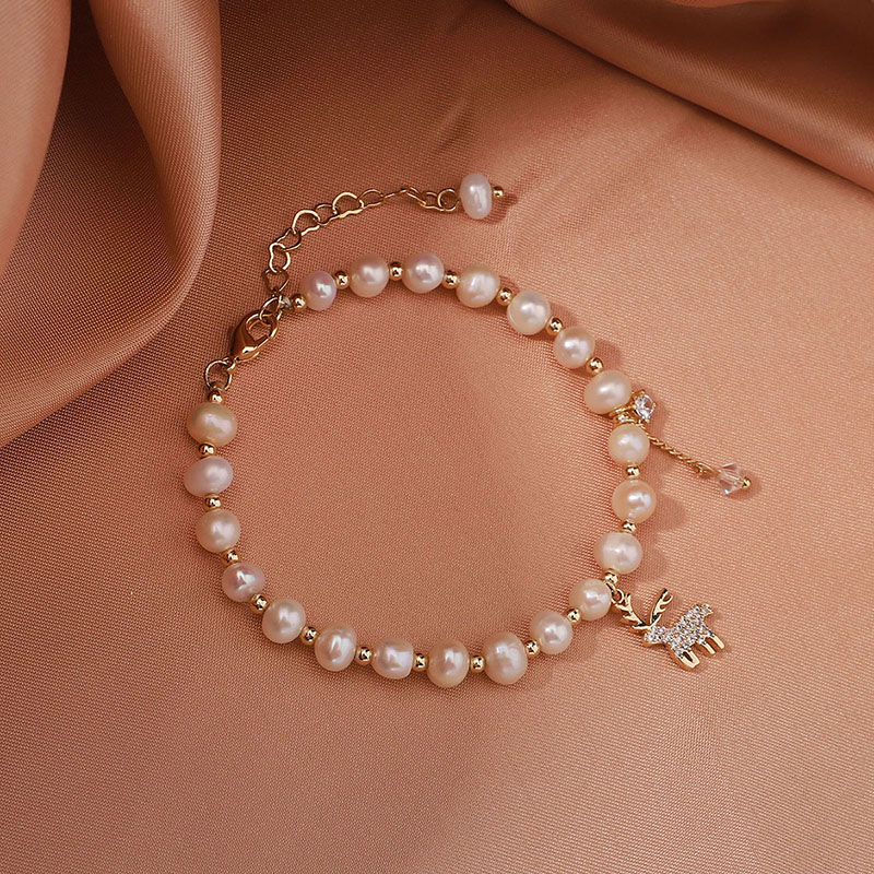 Elegant Elch Süßwasserperle Kupfer Perlen Armbänder display picture 6