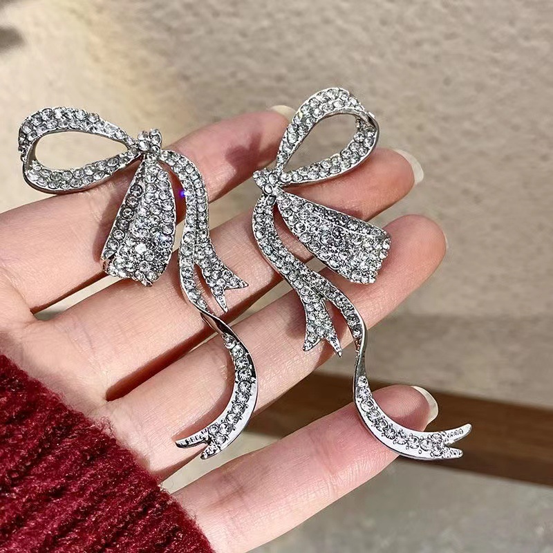 1 Pair Ig Style Korean Style Bow Knot Inlay Alloy Rhinestones Drop Earrings display picture 3
