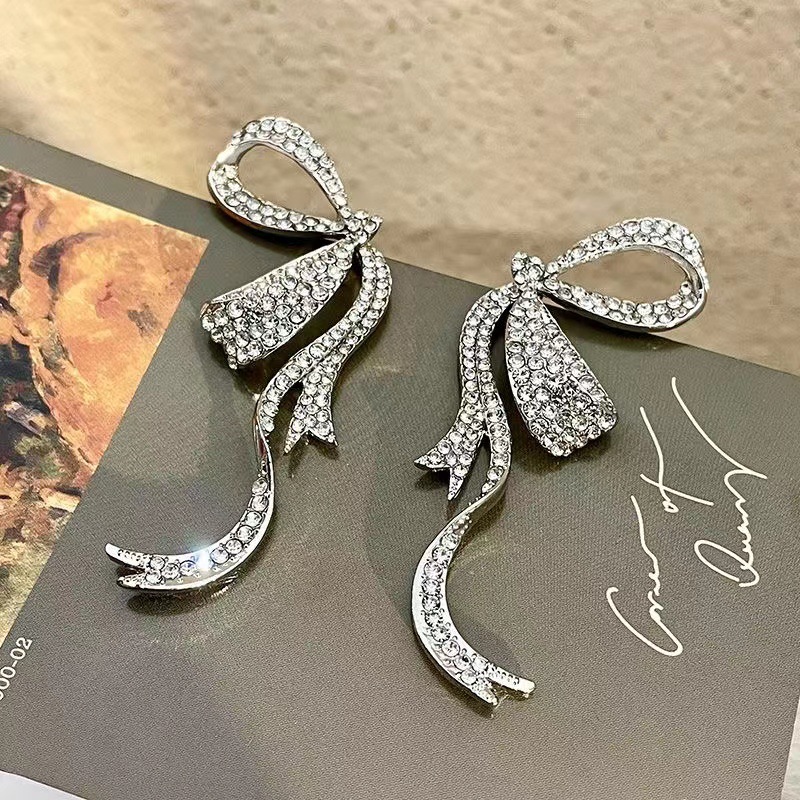 1 Pair Ig Style Korean Style Bow Knot Inlay Alloy Rhinestones Drop Earrings display picture 5