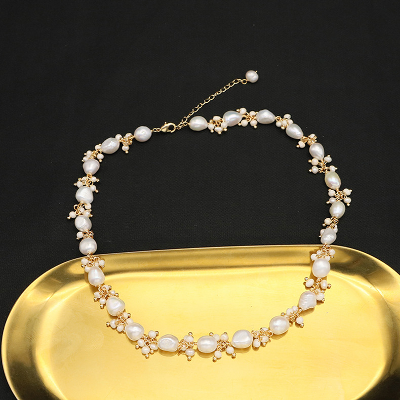 Retro Geometric Freshwater Pearl Copper Plating 18k Gold Plated Necklace display picture 1