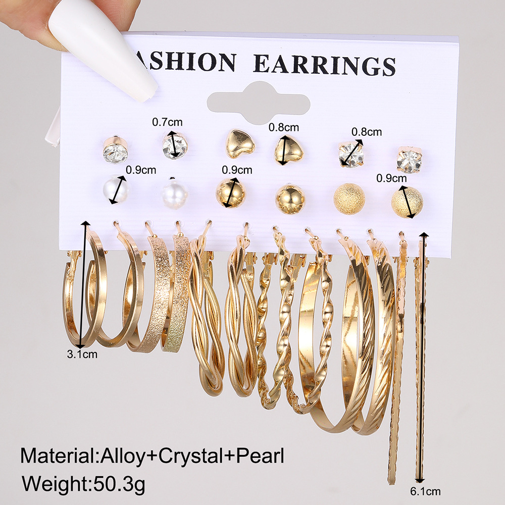 1 Set Retro Round Heart Shape Plating Alloy Earrings display picture 1