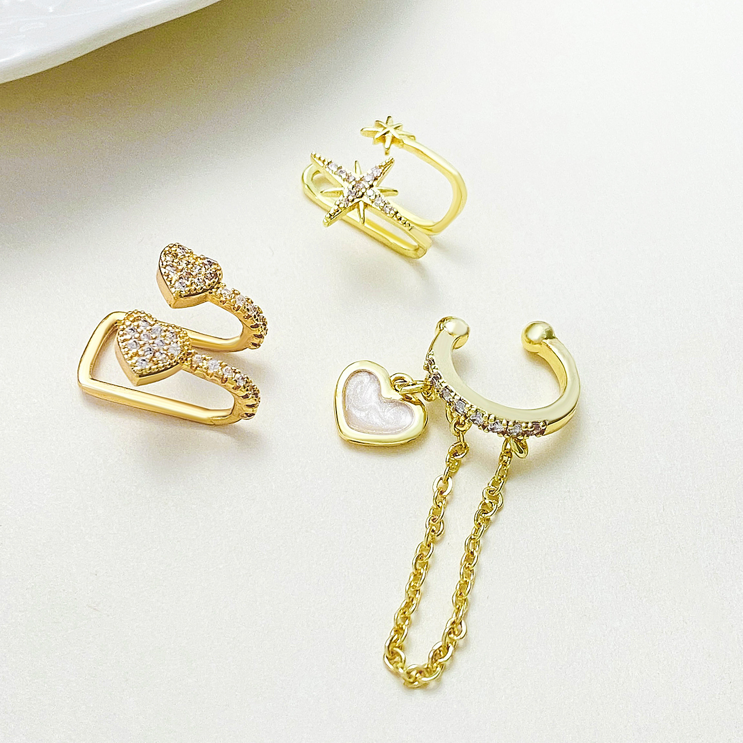 1 Piece Simple Style Star Plating Inlay Copper Rhinestones 14k Gold Plated Silver Plated Ear Cuffs display picture 3