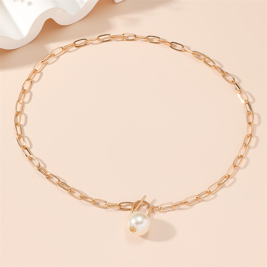 Ig Style Round Alloy Toggle Pearl Women's Pendant Necklace display picture 2