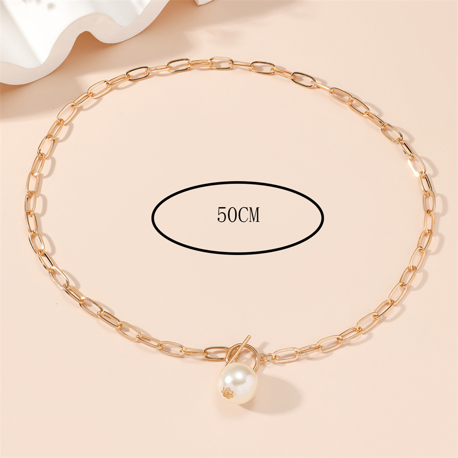Ig Style Round Alloy Toggle Pearl Women's Pendant Necklace display picture 3