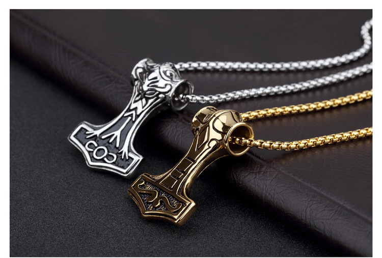 Ig Style Hammer Titanium Steel Plating Men's Necklace display picture 3