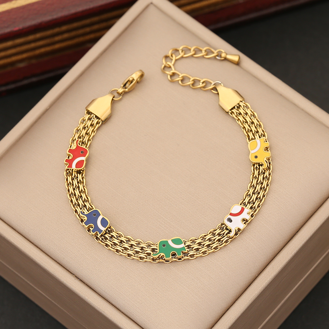 Luxurious Flower Stainless Steel 18K Gold Plated Zircon Bracelets In Bulk display picture 7