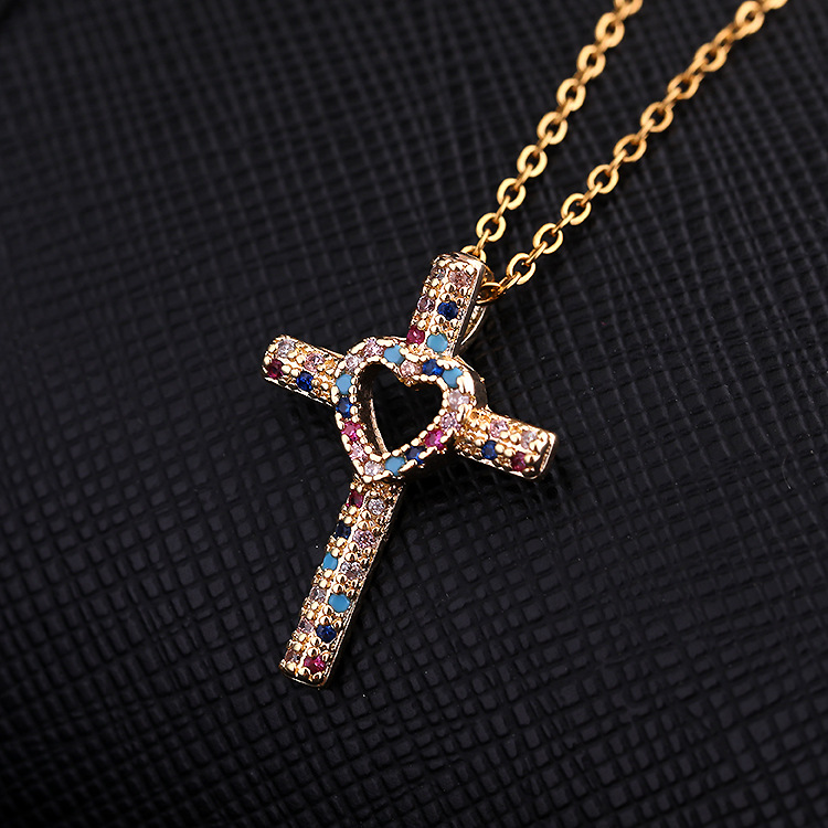 Cool Style Shiny Cross Heart Shape Copper Plating Hollow Out Inlay Zircon Pendant Necklace display picture 4