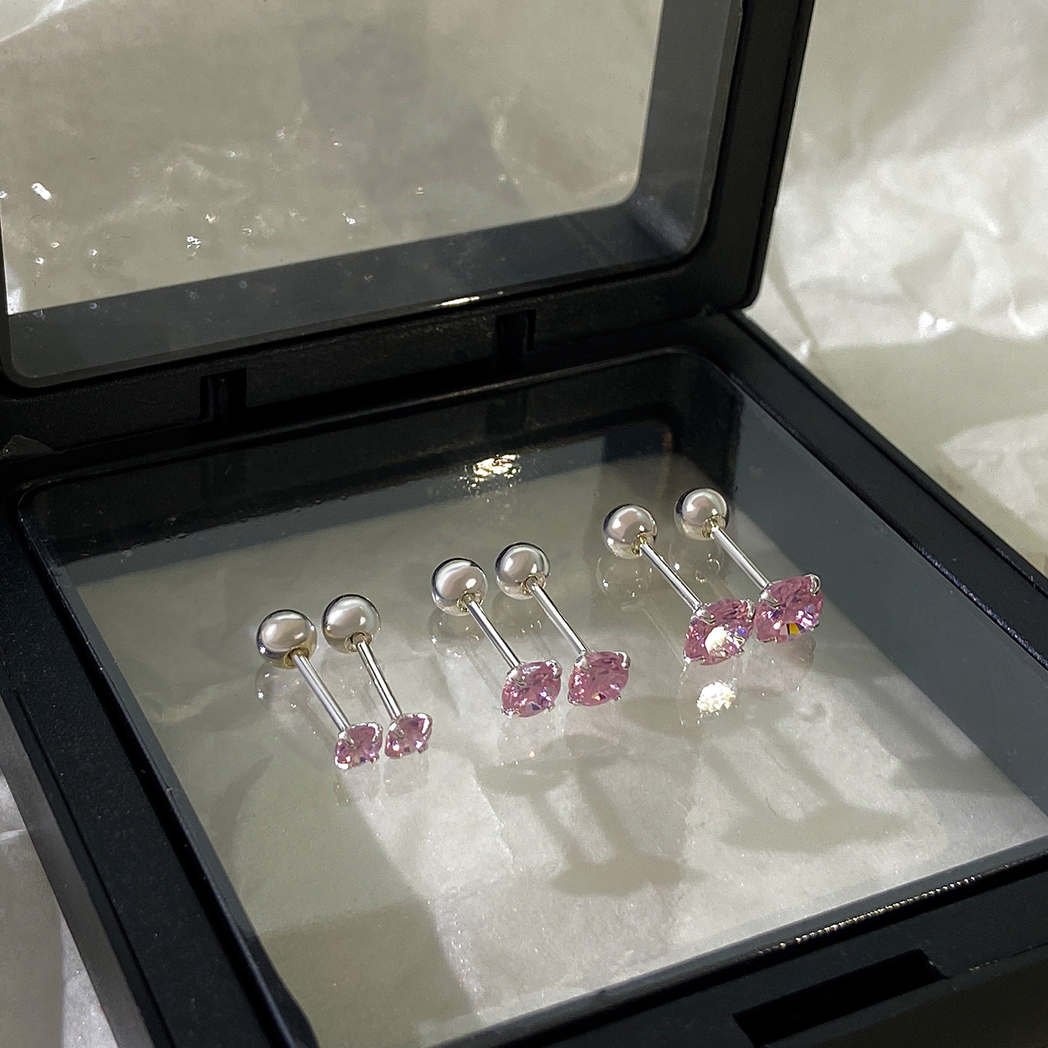 1 Pair Ig Style Lady Round Inlay Alloy Zircon Ear Studs Cartilage Earrings display picture 2