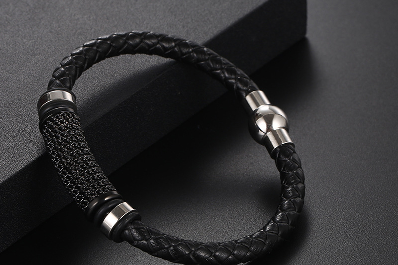 Simple Style Solid Color Titanium Steel Men's Bracelets display picture 6