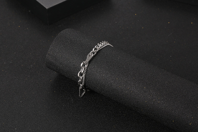 Basic Modern Style Geometric Titanium Steel Bracelets display picture 6