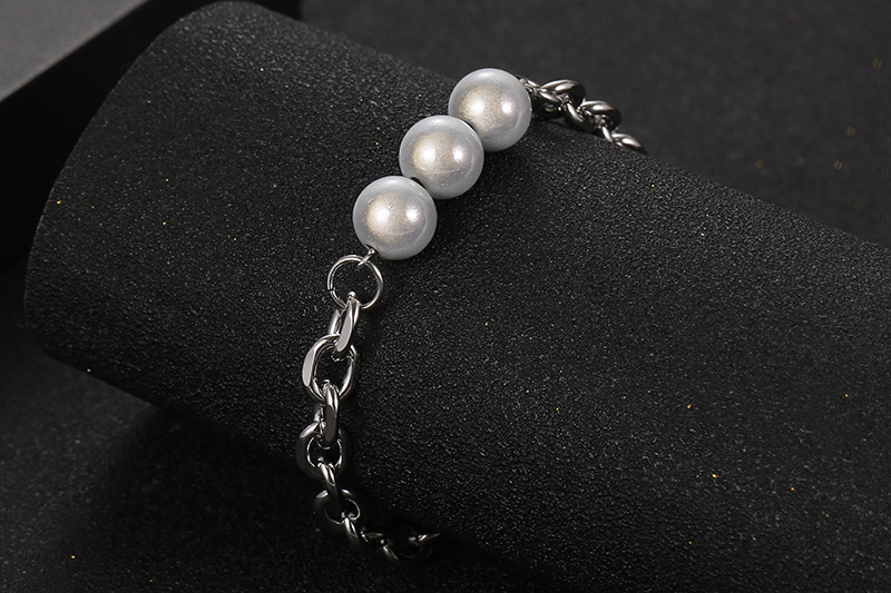 Ig Style Cool Style Heart Shape Titanium Steel Pearl Bracelets display picture 4