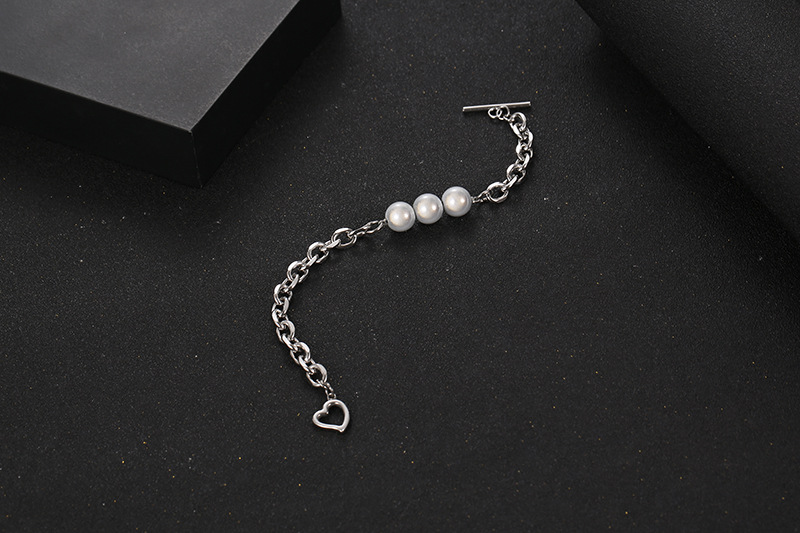 Ig Style Cool Style Heart Shape Titanium Steel Pearl Bracelets display picture 7