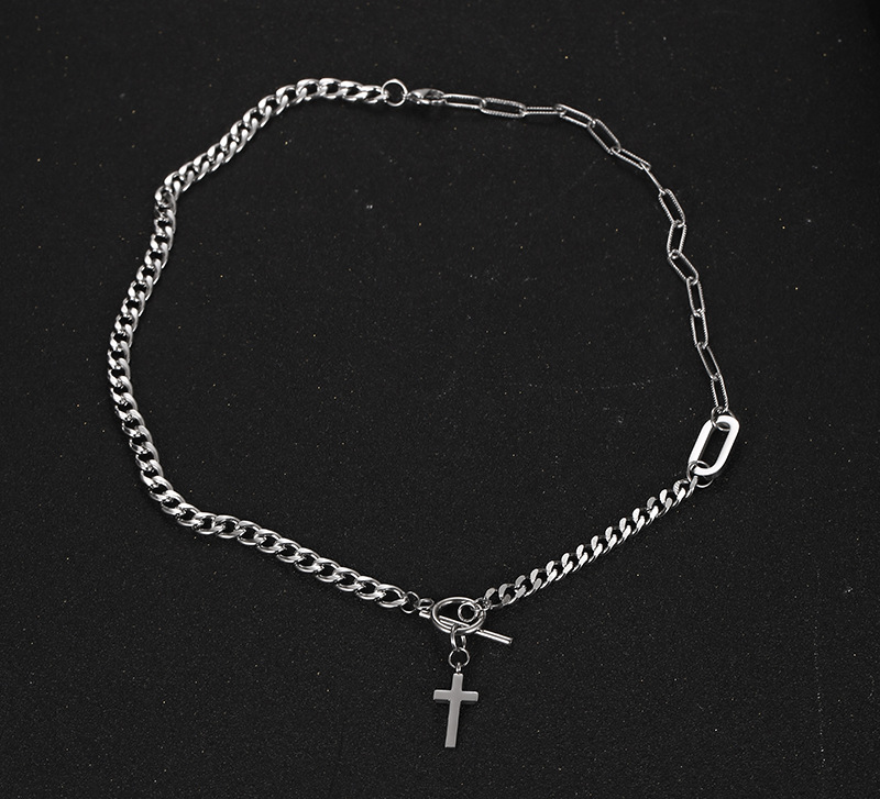 Hip-hop Retro Cross Titanium Steel Toggle Pendant Necklace display picture 5