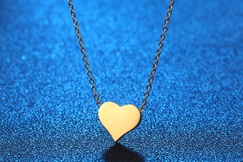 Einfacher Stil Herzform Titan Stahl Vergoldet Halskette Mit Anhänger In Masse display picture 8