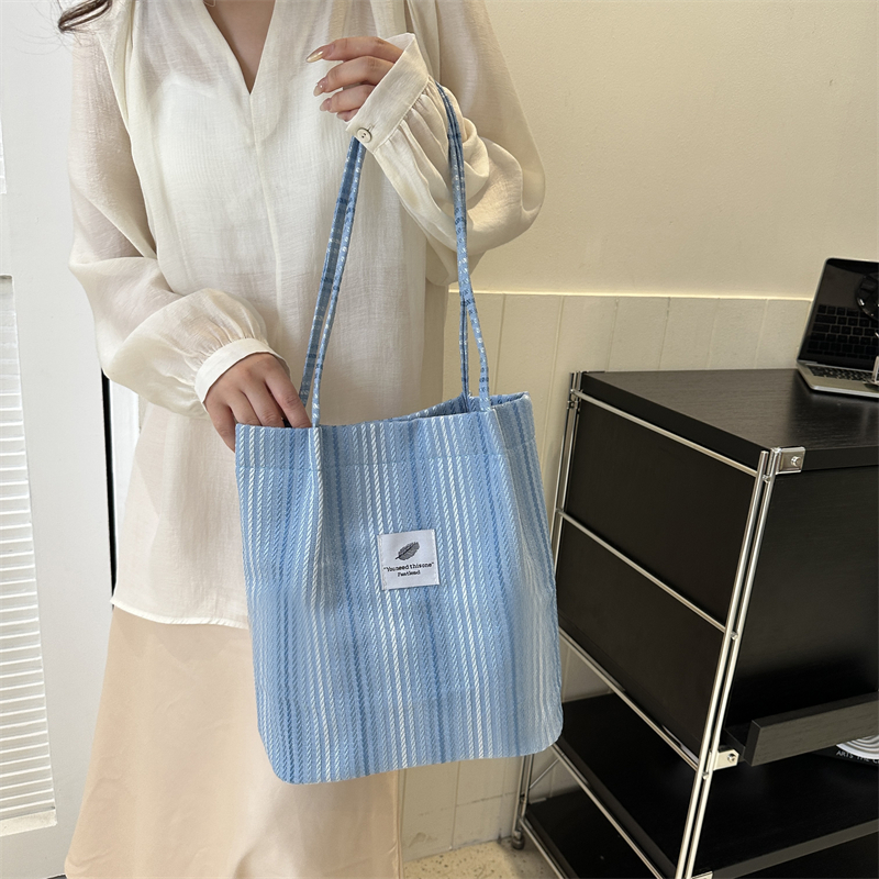 Women's All Seasons Canvas Elegant Streetwear Shoulder Bag Canvas Bag Handbag display picture 6
