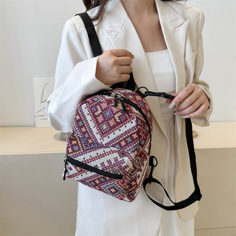 Ethnic Fashion Ladies Niche Design Backpack display picture 11