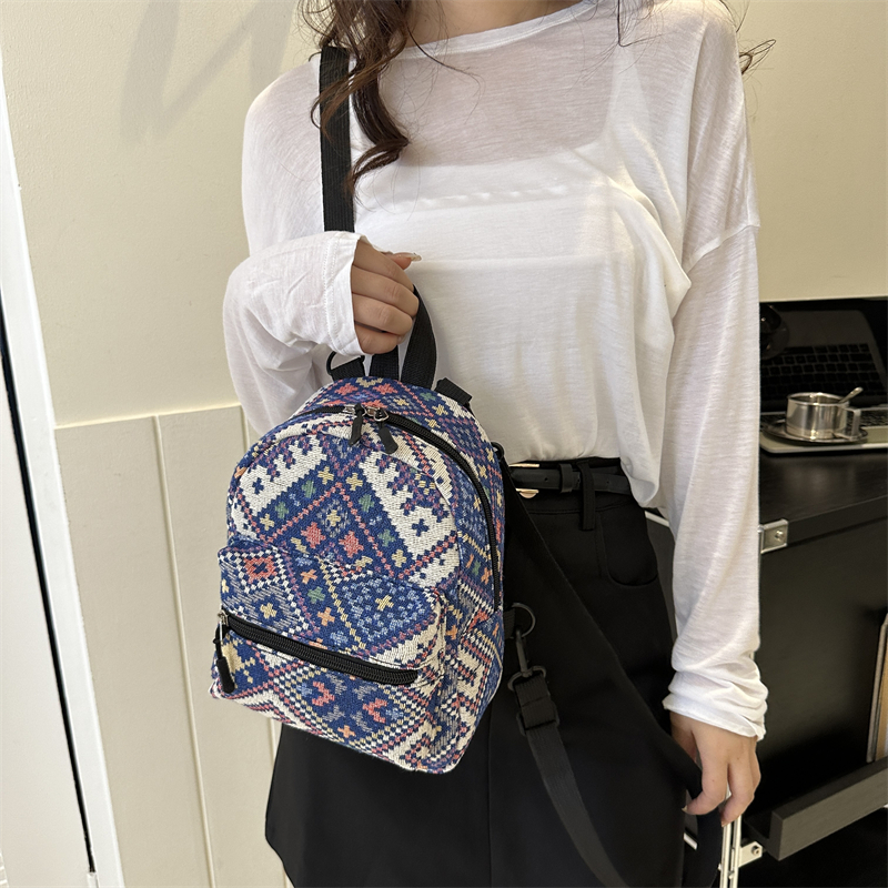 Ethnic Fashion Ladies Niche Design Backpack display picture 8