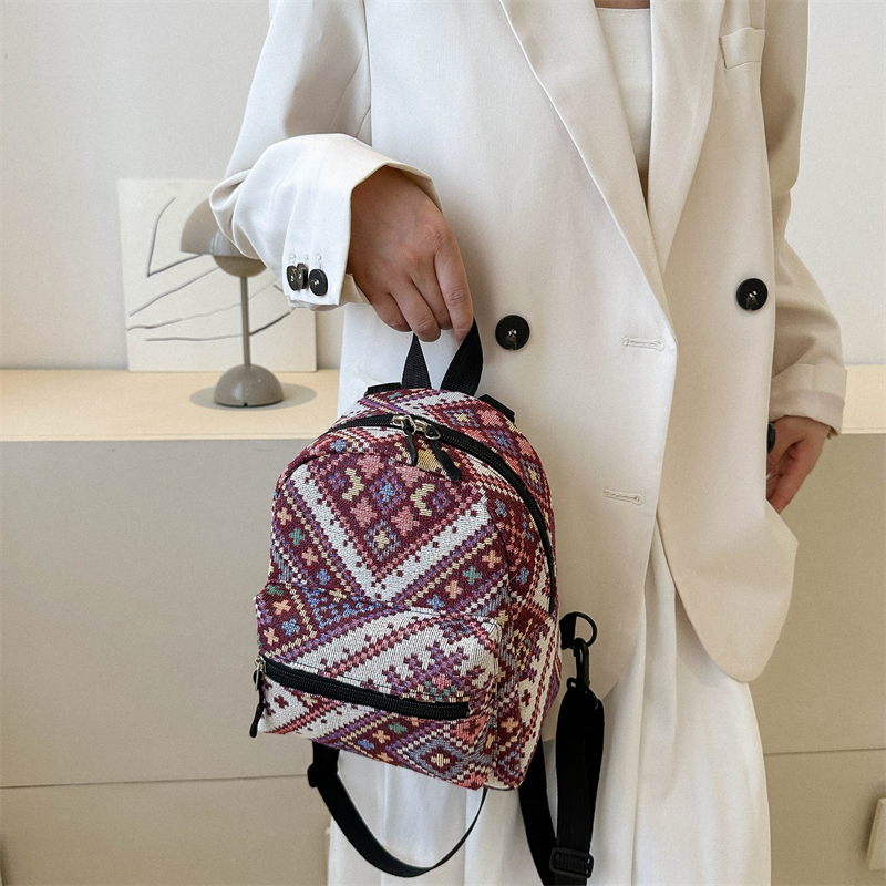 Ethnic Fashion Ladies Niche Design Backpack display picture 4