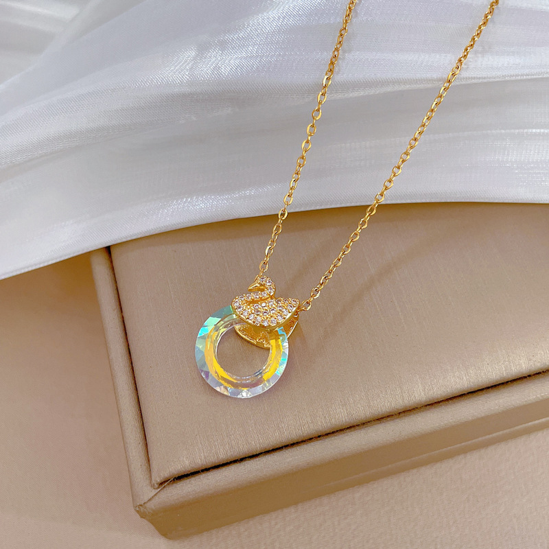 Titanium Steel Copper IG Style Inlay Round Swan Artificial Gemstones Rhinestones Pendant Necklace display picture 4