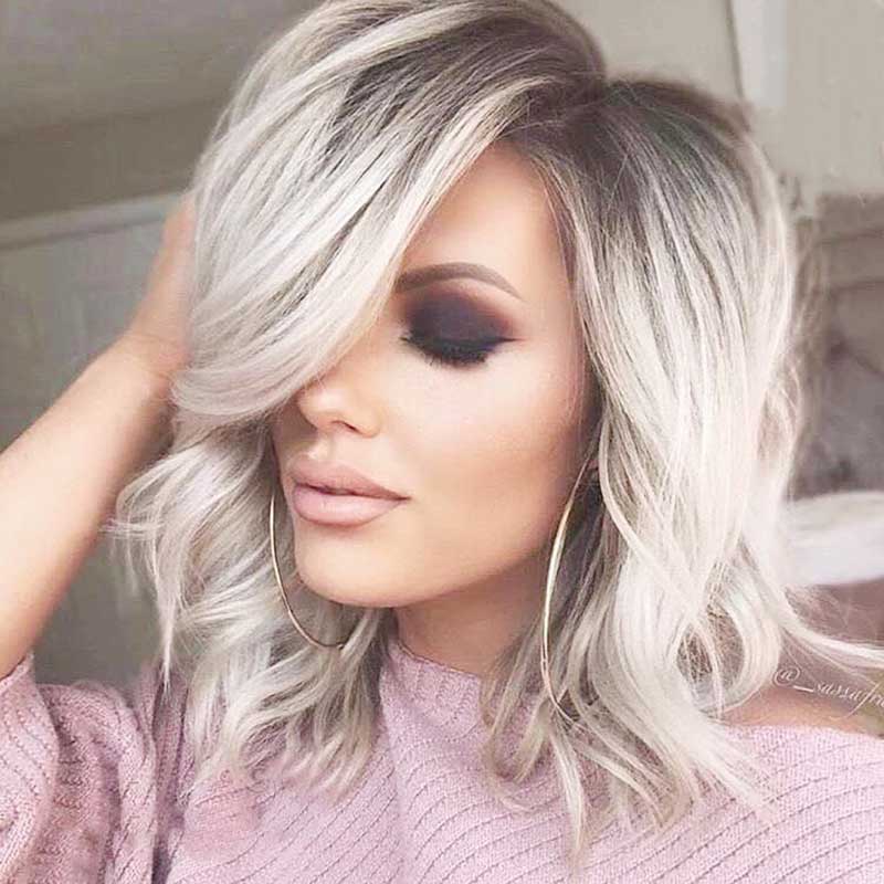 Women's Elegant Holiday Weekend Chemical Fiber High Temperature Wire Side Points Short Straight Hair Wigs display picture 2