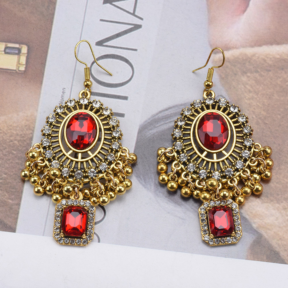 Retro Flower Alloy Plating Inlay Artificial Gemstones Women's Earrings Necklace display picture 8