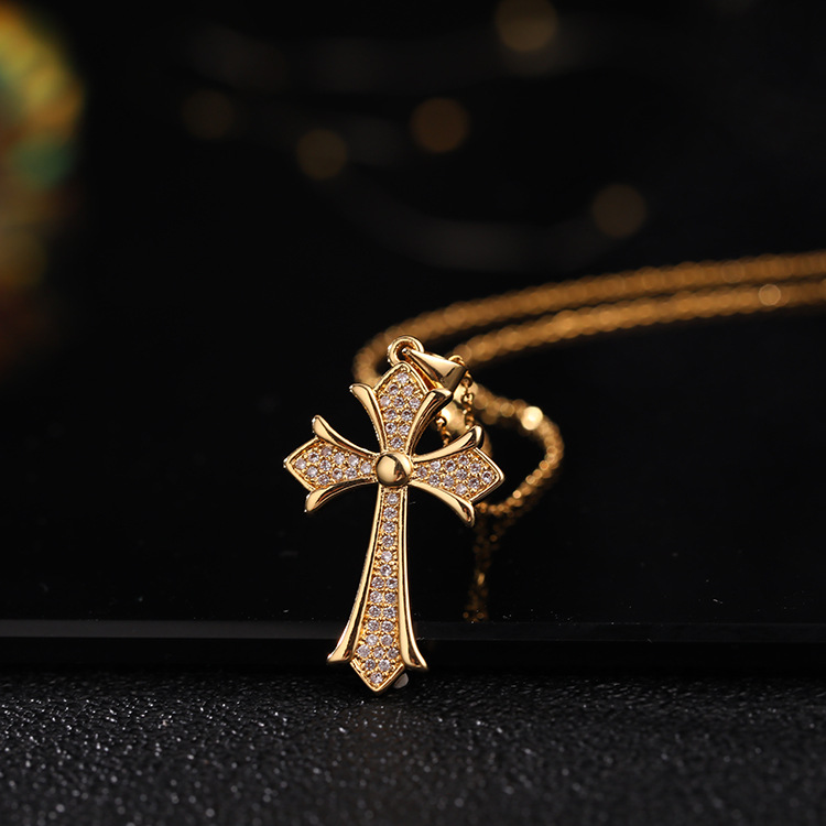 Basic Modern Style Cross Copper Plating Inlay Zircon Pendant Necklace display picture 8