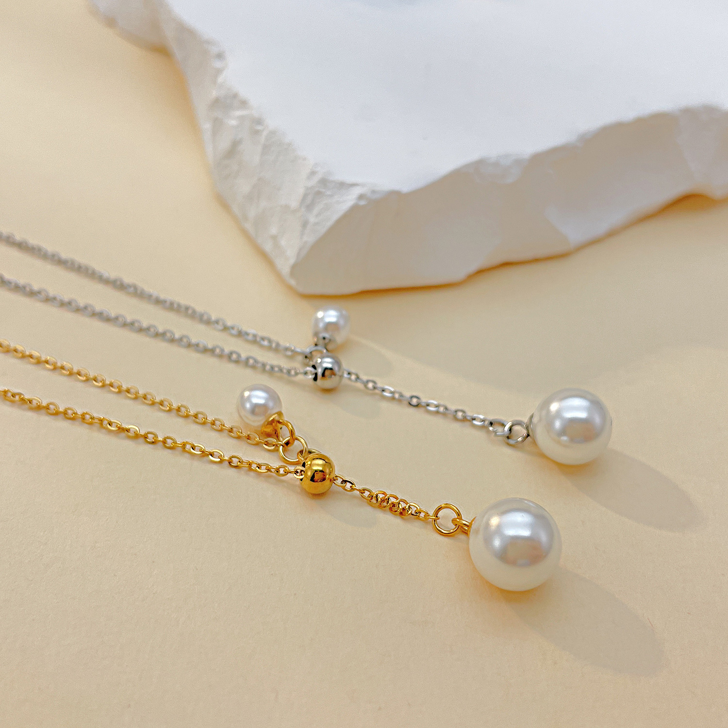 Titan Stahl IG-Stil Einfacher Stil Geometrisch Künstliche Perlen Halskette display picture 5