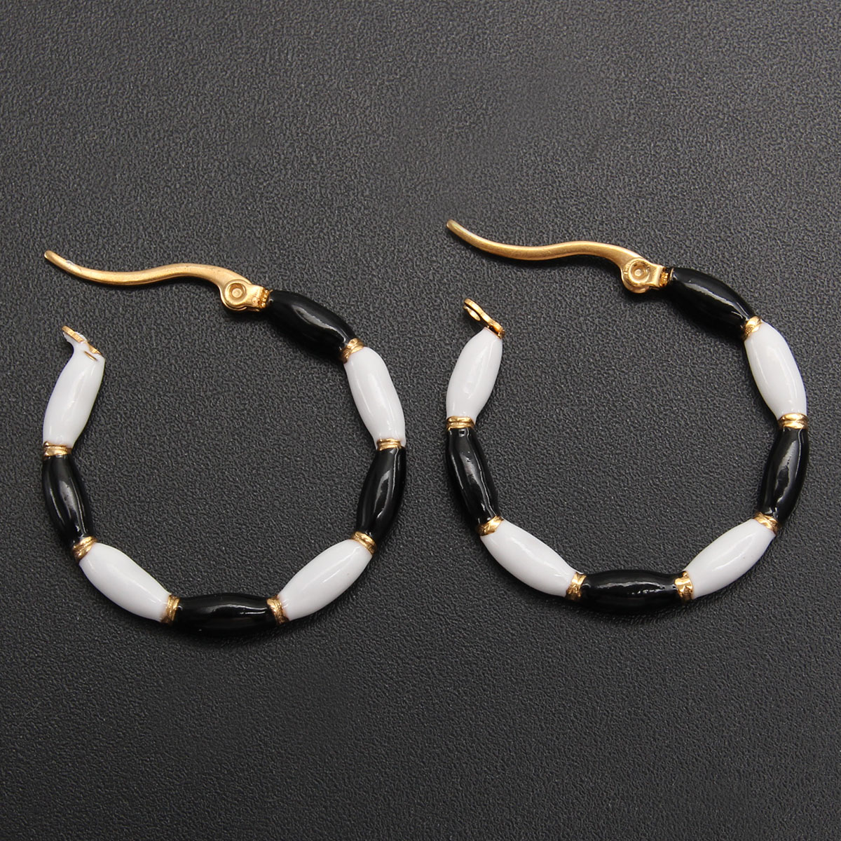 1 Pair IG Style Casual Round Enamel 304 Stainless Steel Gold Plated Earrings display picture 5
