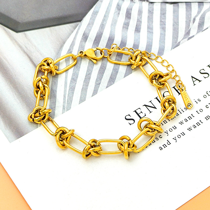 Titan Stahl 18 Karat Vergoldet Retro Einfacher Stil Vierblättriges Kleeblatt Runden Armbänder Halskette display picture 3