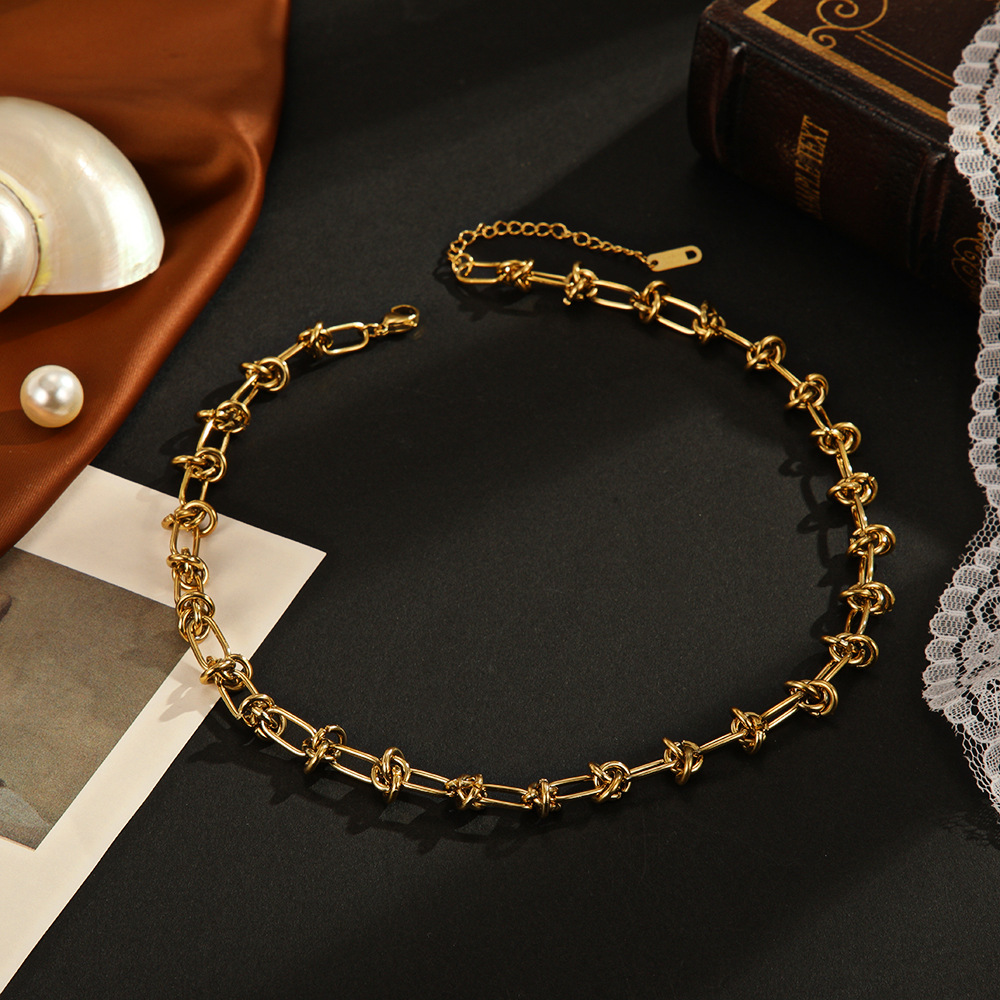 Titan Stahl 18 Karat Vergoldet Retro Einfacher Stil Vierblättriges Kleeblatt Runden Armbänder Halskette display picture 5