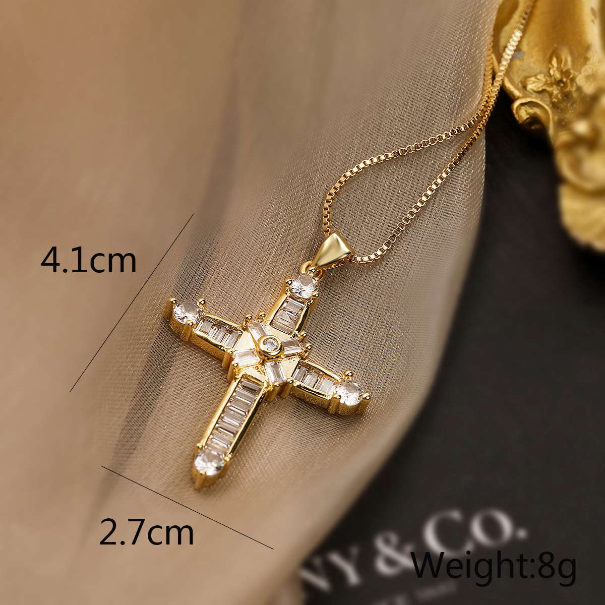 Simple Style Commute Cross Copper 18k Gold Plated Zircon Pendant Necklace In Bulk display picture 3