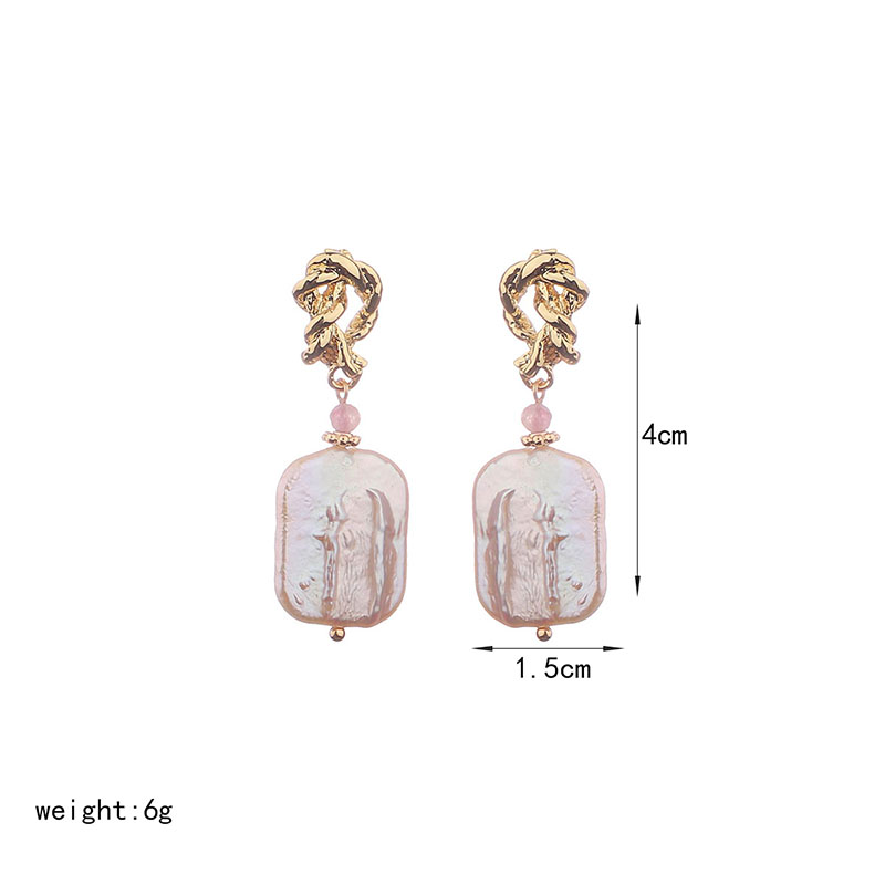1 Pair Retro Baroque Style Commute Square Plating Copper 18k Gold Plated Drop Earrings display picture 1