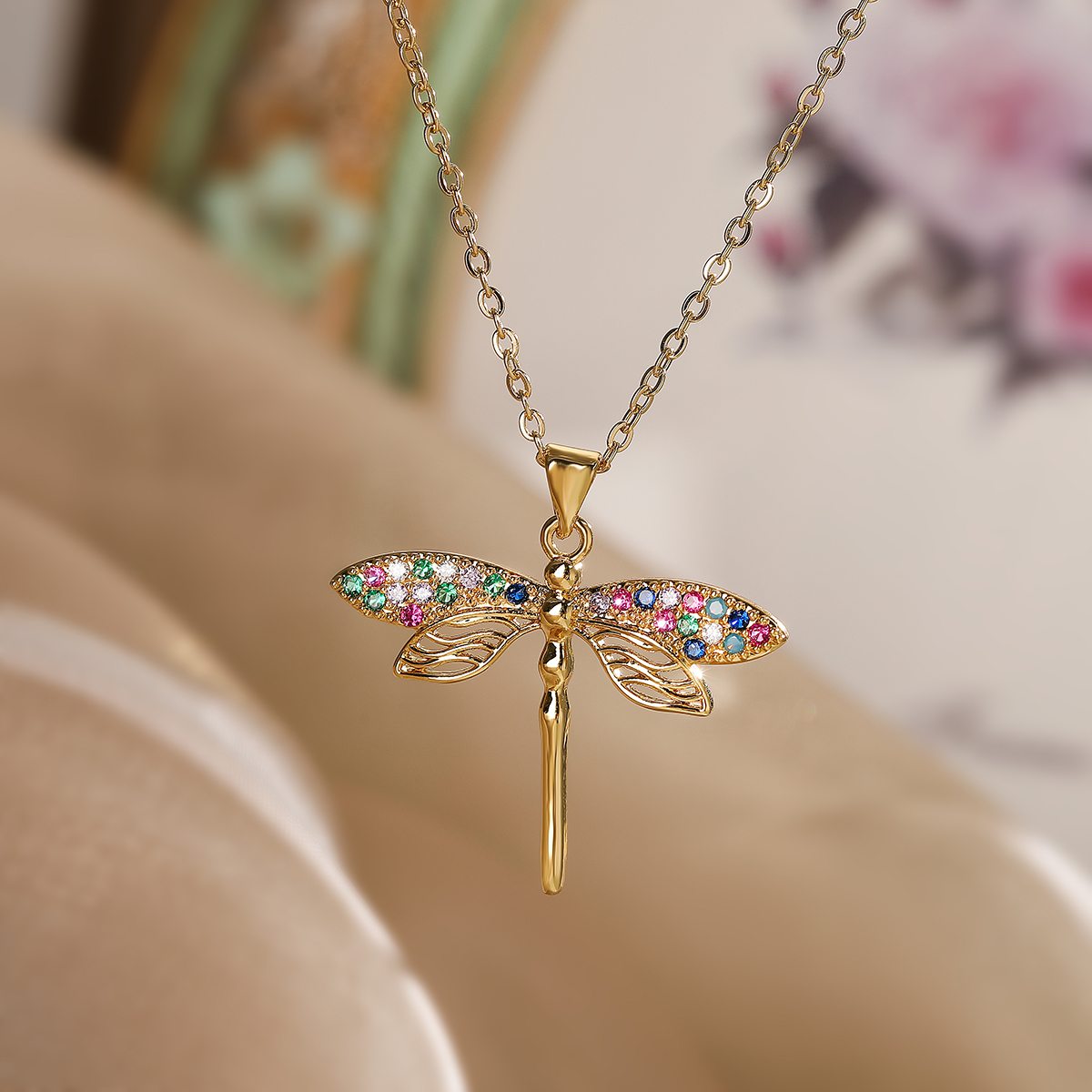 Einfacher Stil Pendeln Libelle Kupfer Überzug Inlay Zirkon 18 Karat Vergoldet Halskette Mit Anhänger display picture 3