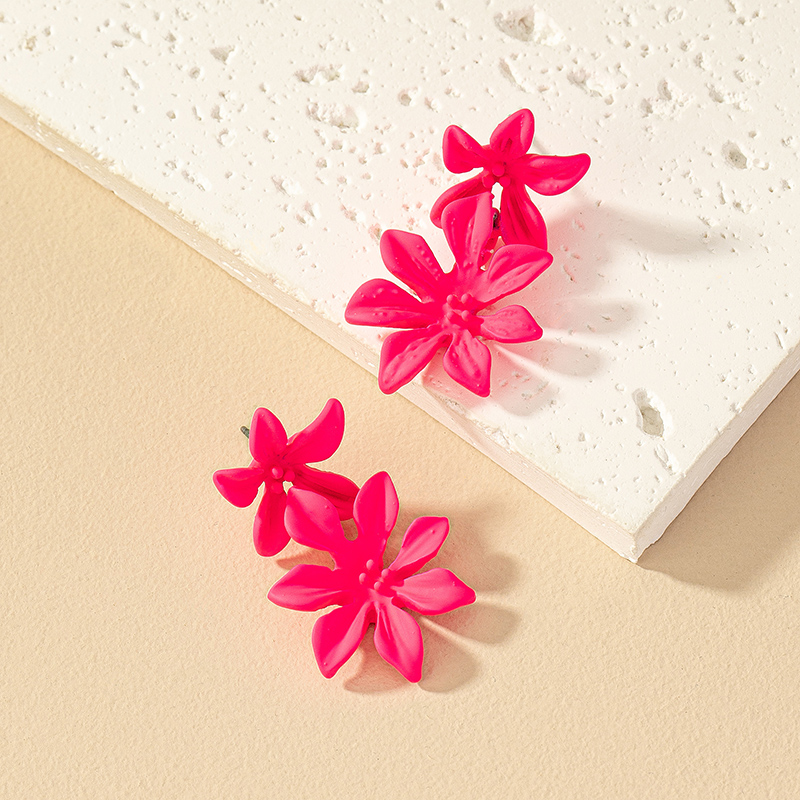 1 Pair Simple Style Flower Stoving Varnish Alloy Drop Earrings display picture 5