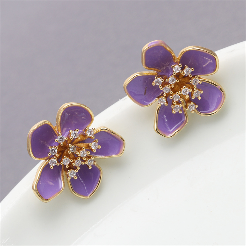 1 Pair Elegant Flower Petal Enamel Inlay Copper Zircon Gold Plated Ear Studs display picture 11