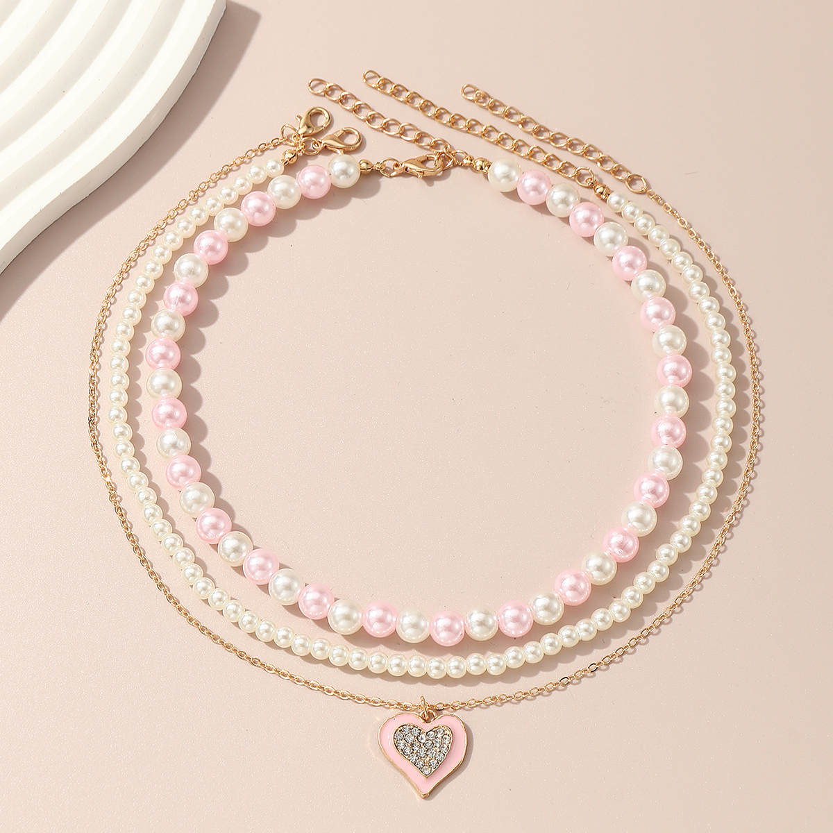 Süß Süss Herzform Künstlicher Diamant Künstliche Perle Metall Großhandel Halskette Mit Anhänger Halskette display picture 4