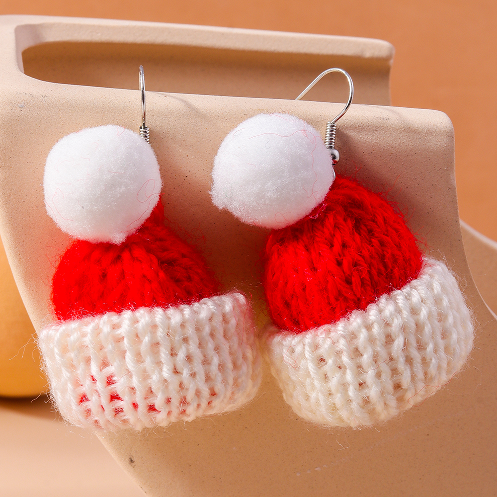 Wholesale Jewelry Cute Christmas Hat Knit Zinc Alloy Drop Earrings display picture 7