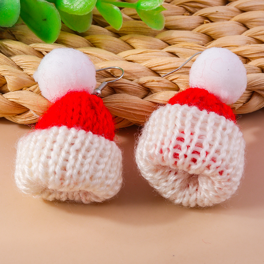 Wholesale Jewelry Cute Christmas Hat Knit Zinc Alloy Drop Earrings display picture 6