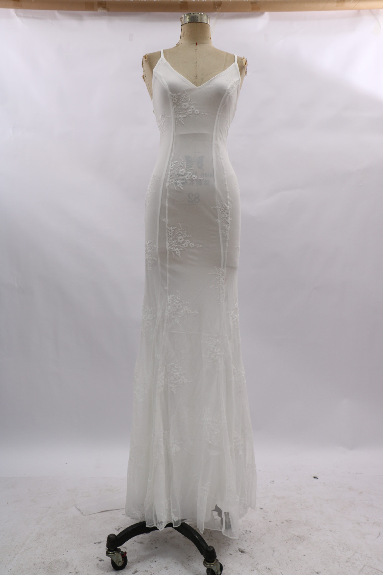 Wedding Dress Elegant Romantic V Neck Sleeveless Solid Color Maxi Long Dress Wedding display picture 7