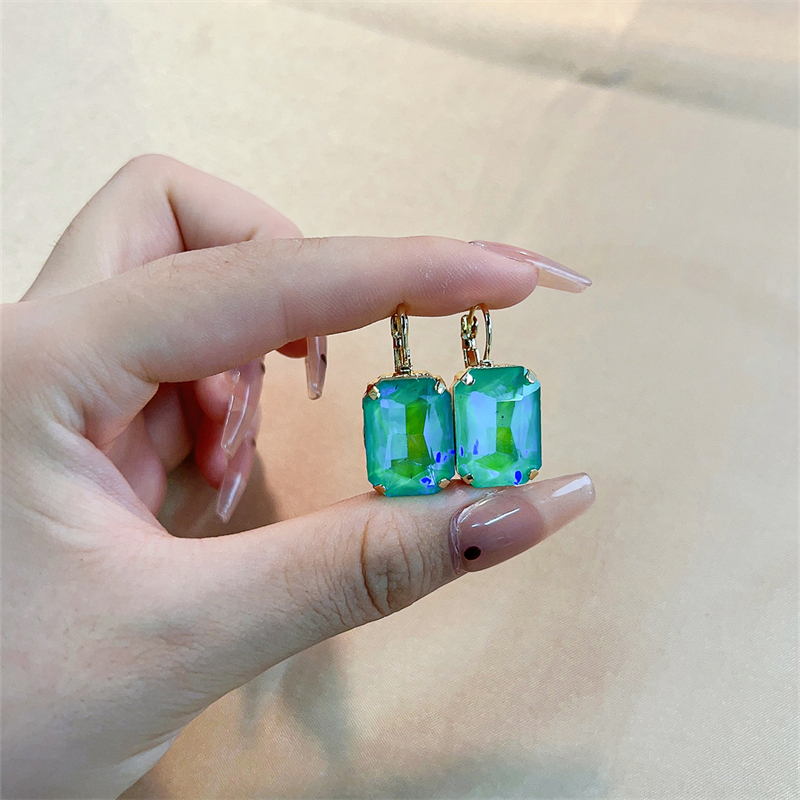 1 Pair Casual Simple Style Classic Style Rectangle Plating Inlay Copper Glass Drop Earrings display picture 13