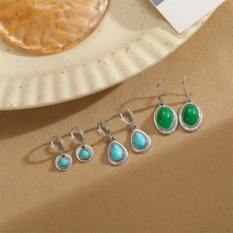 1 Pair Retro Commute Round Plating Inlay Arylic Alloy Turquoise Silver Plated Earrings display picture 5